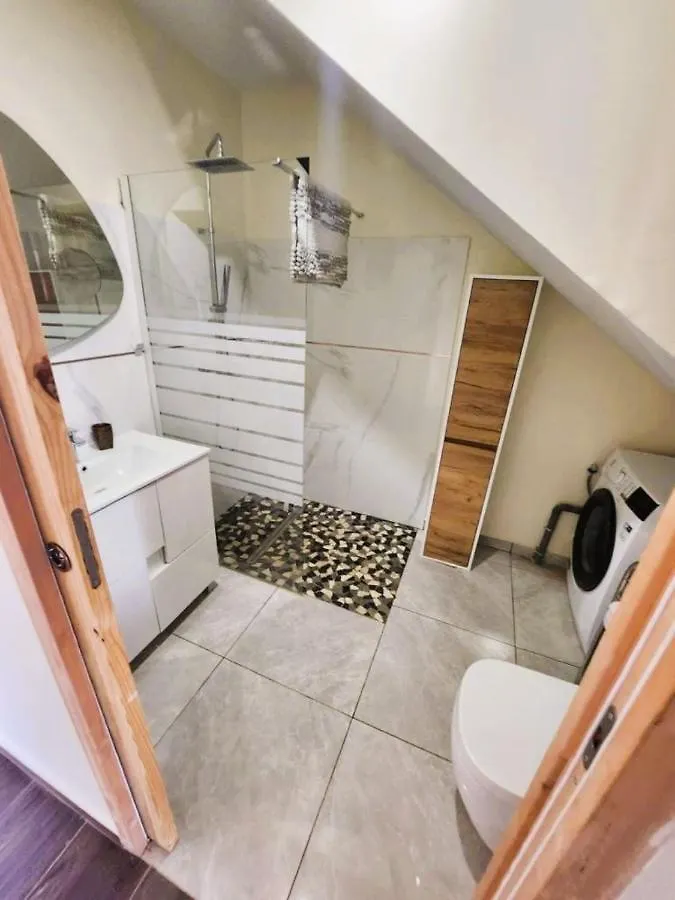 Les Villas Jasmin Standing Piscine Chauffee Jacuzzi 5 Ch 14 Pers Baie-Mahault