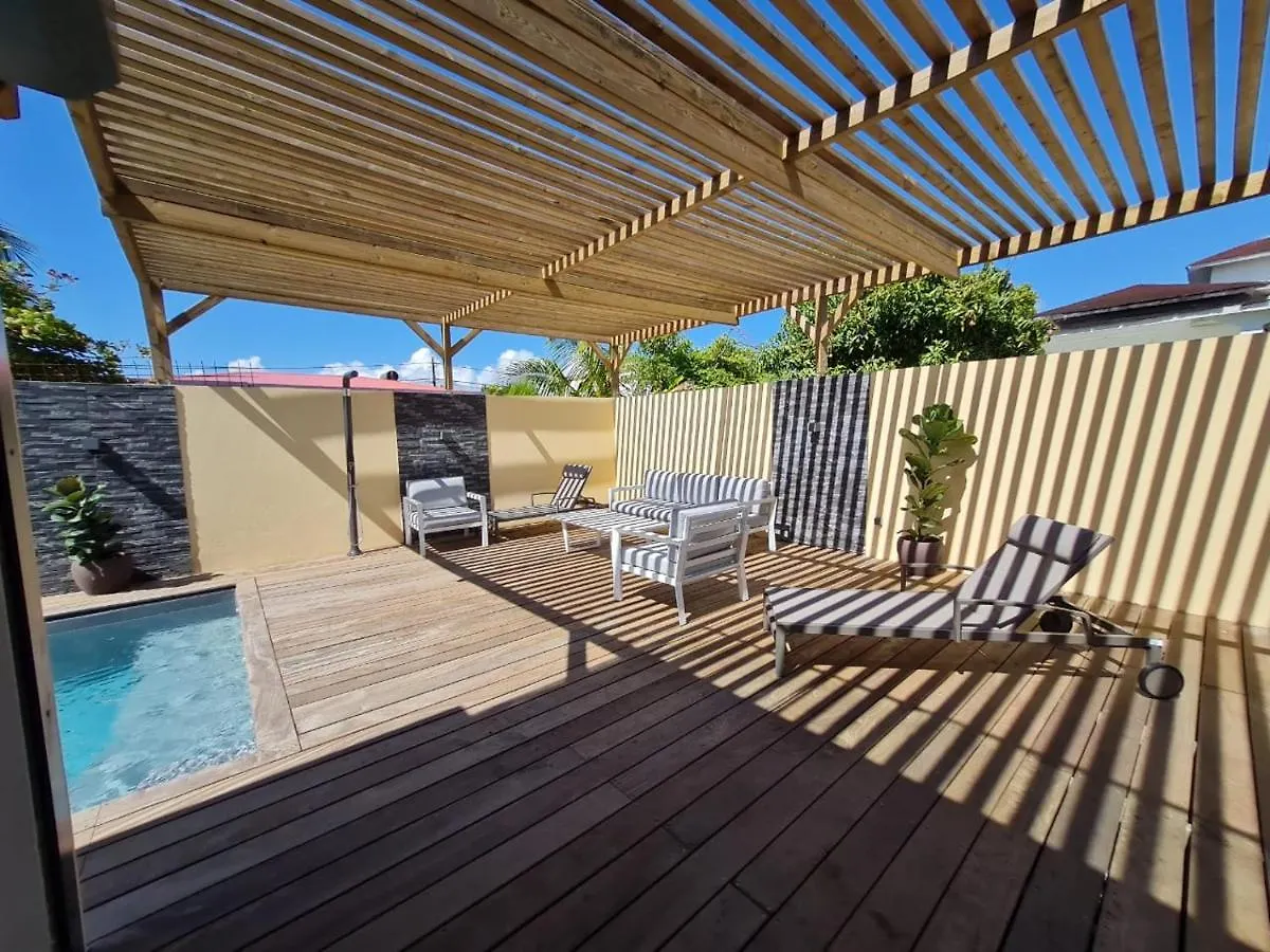 Les Villas Jasmin Standing Piscine Chauffee Jacuzzi 5 Ch 14 Pers Baie-Mahault Guadeloupe