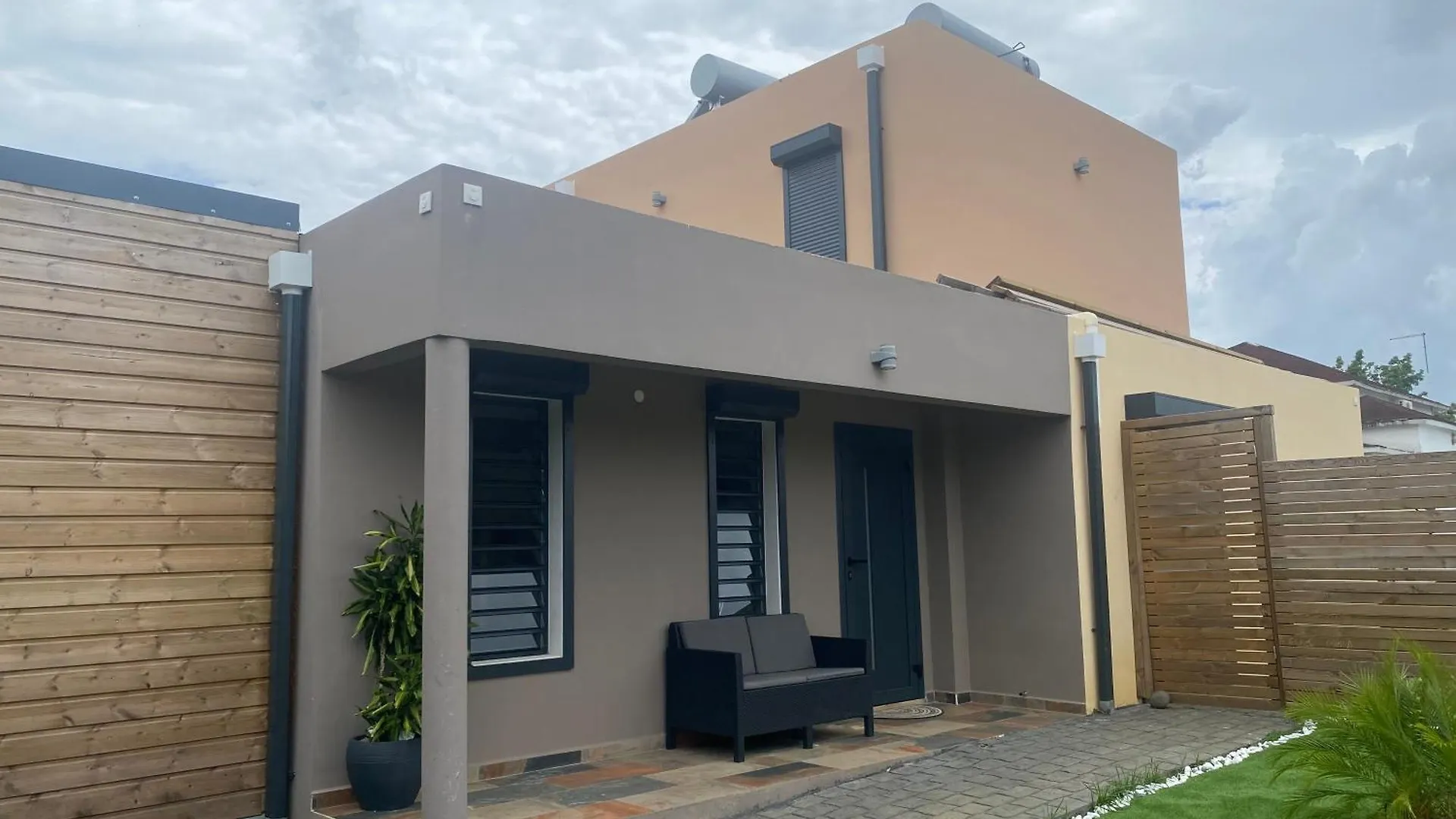 Les Villas Jasmin Standing Piscine Chauffee Jacuzzi 5 Ch 14 Pers Baie-Mahault Guadalupe