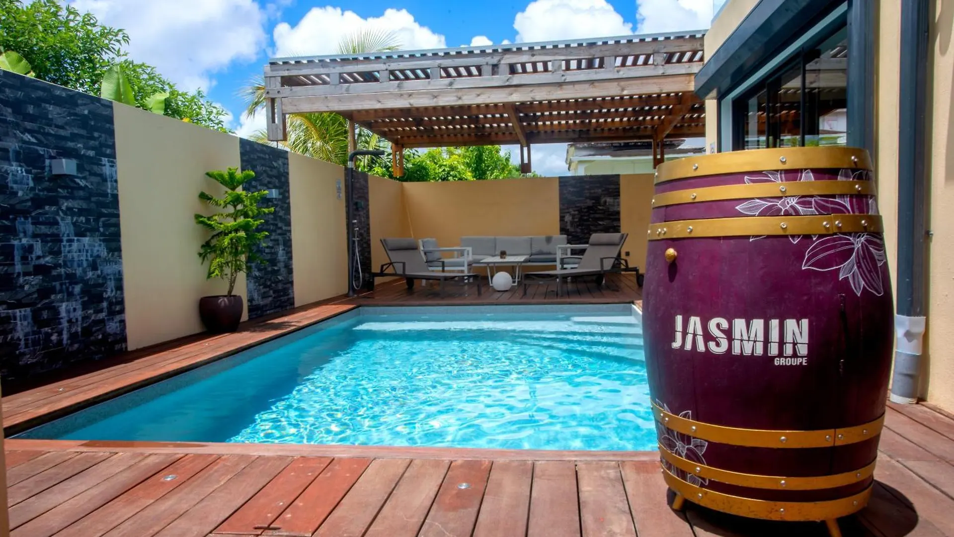 Les Villas Jasmin Standing Piscine Chauffee Jacuzzi 5 Ch 14 Pers Baie-Mahault