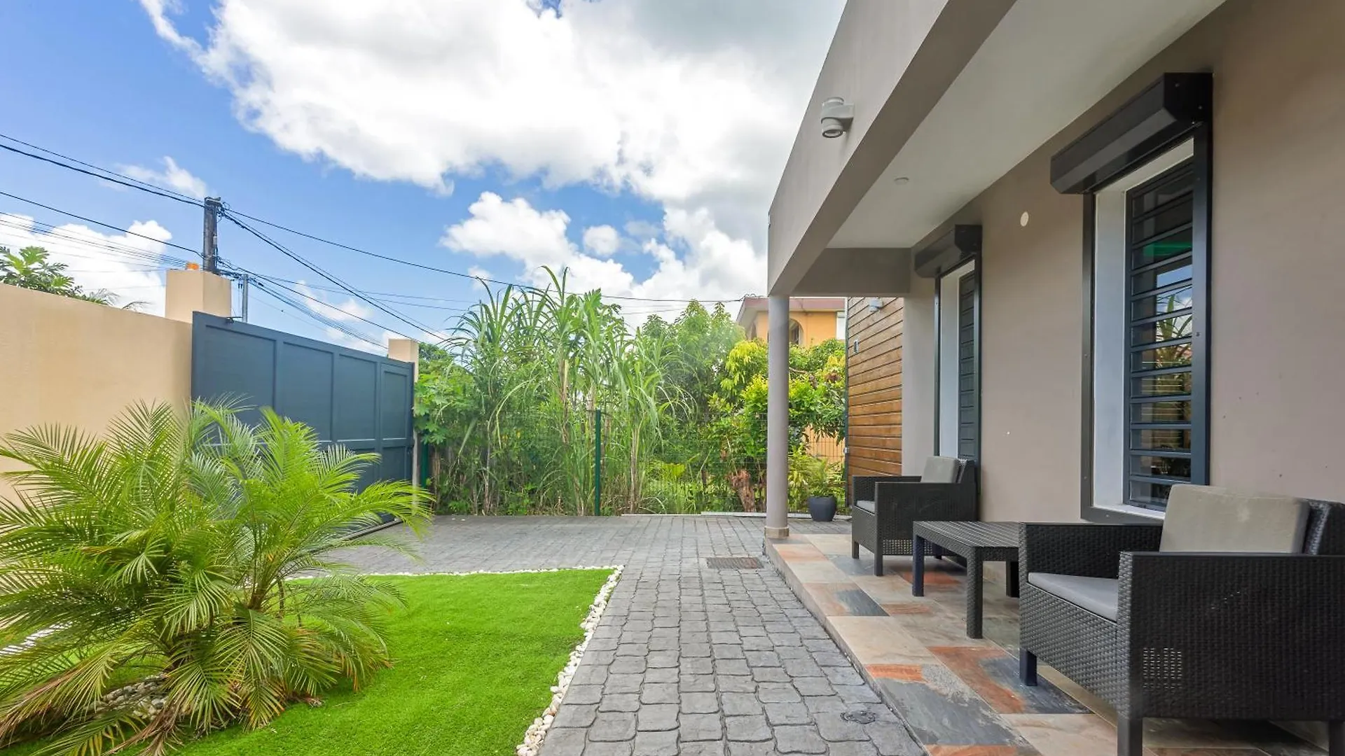 Les Villas Jasmin Standing Piscine Chauffee Jacuzzi 5 Ch 14 Pers Baie-Mahault